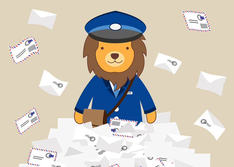 91免费福利网 mascot NUMA, dressed as a mailcarrier